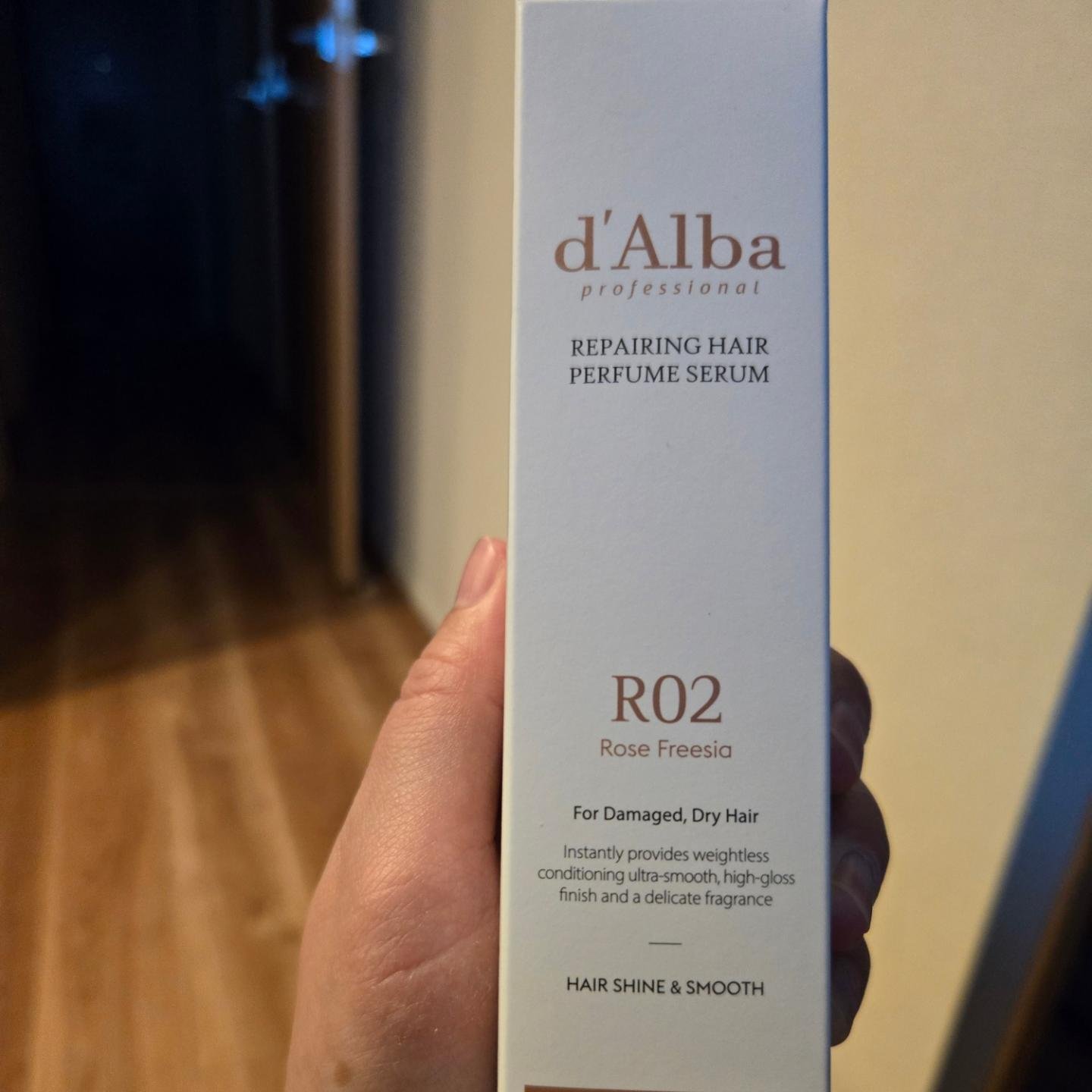 プロフェッショナルリペアリングヘアパヒュームセラム/ダルバ/ヘアミストを使ったクチコミ（1枚目）