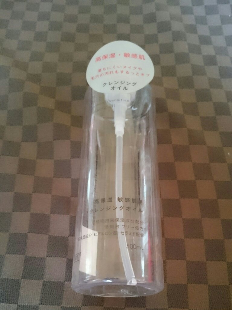 カインズ 高保湿 敏感肌用 クレンジングオイルのクチコミ「❇カインズ❇
❇高保湿敏感肌用クレンジングオイル❇
使いきりました✌
容量500mLも入ってい.....」（1枚目）