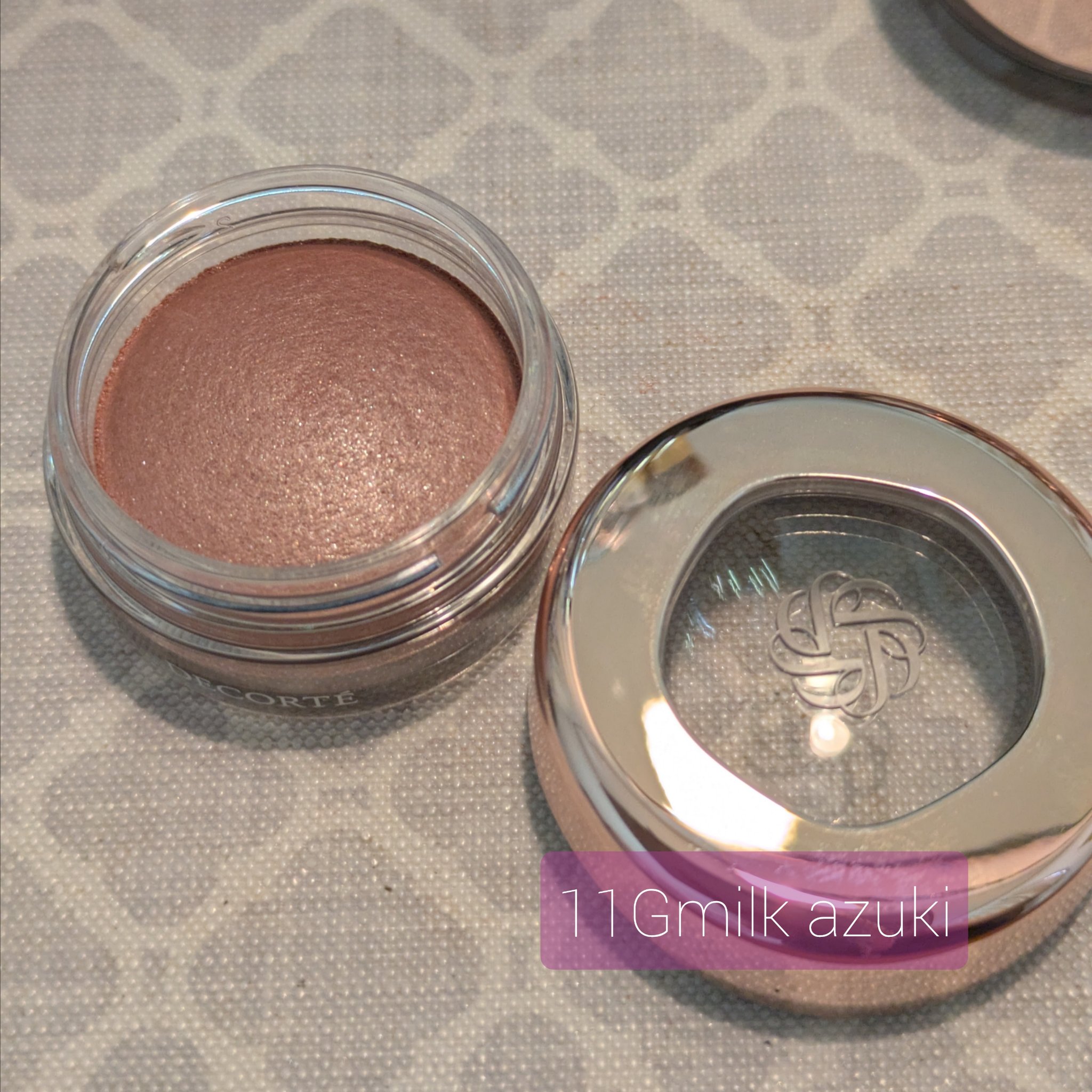 アイグロウジェム スキンシャドウ/DECORTÉ/ジェル・クリームアイシャドウを使ったクチコミ（2枚目）