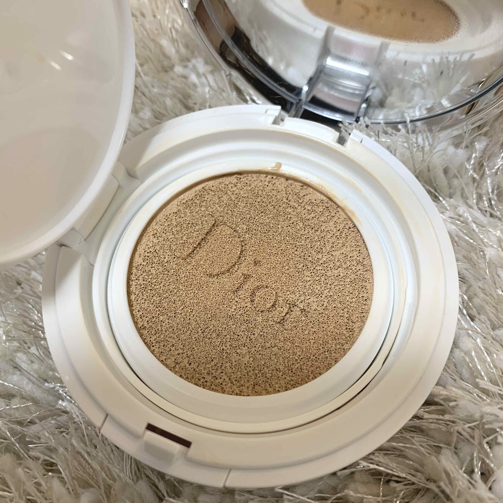 ディオール  スノー パーフェクト ライト クッション SPF 50-PA+++/Dior/クッションファンデーションを使ったクチコミ（2枚目）