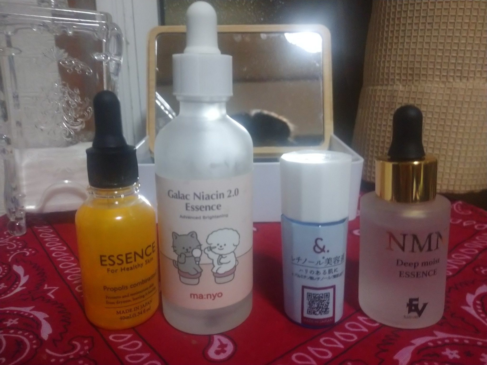 ガラクナイアシン2.0エッセンス/manyo/美容液を使ったクチコミ（2枚目）