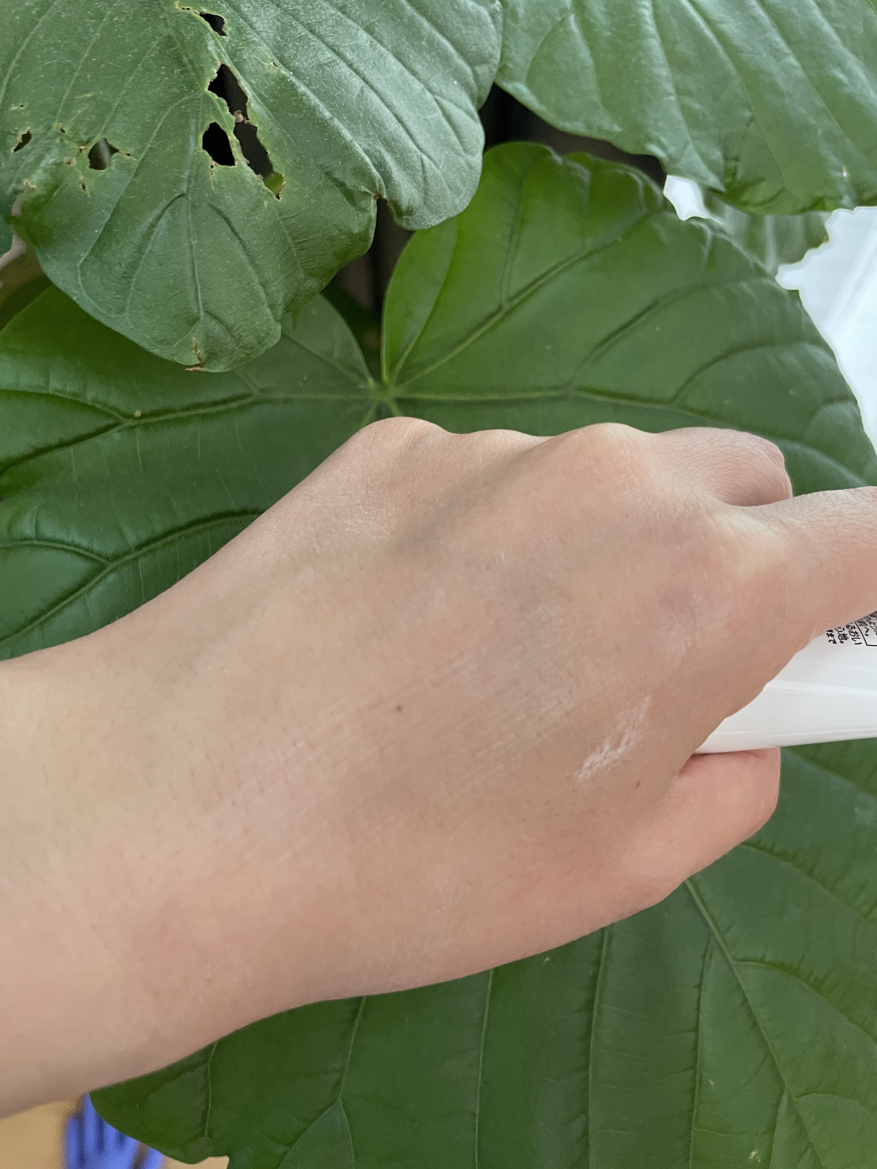 インテンスリペア ハンドクリーム/Neutrogena/ハンドクリームを使ったクチコミ（3枚目）