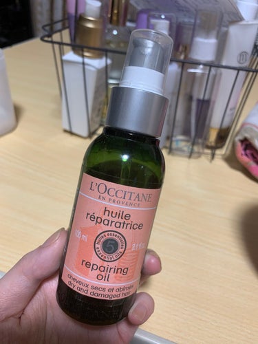 💎L'OCCITANE
     ファイブハーブス リペアリング ヘアミルク


香り◎翌日も香る
香りがめーっちゃくちゃ好き💖

使用感◎サラサラになる


#ロクシタン
#ヘアケア
#アウトバストリ