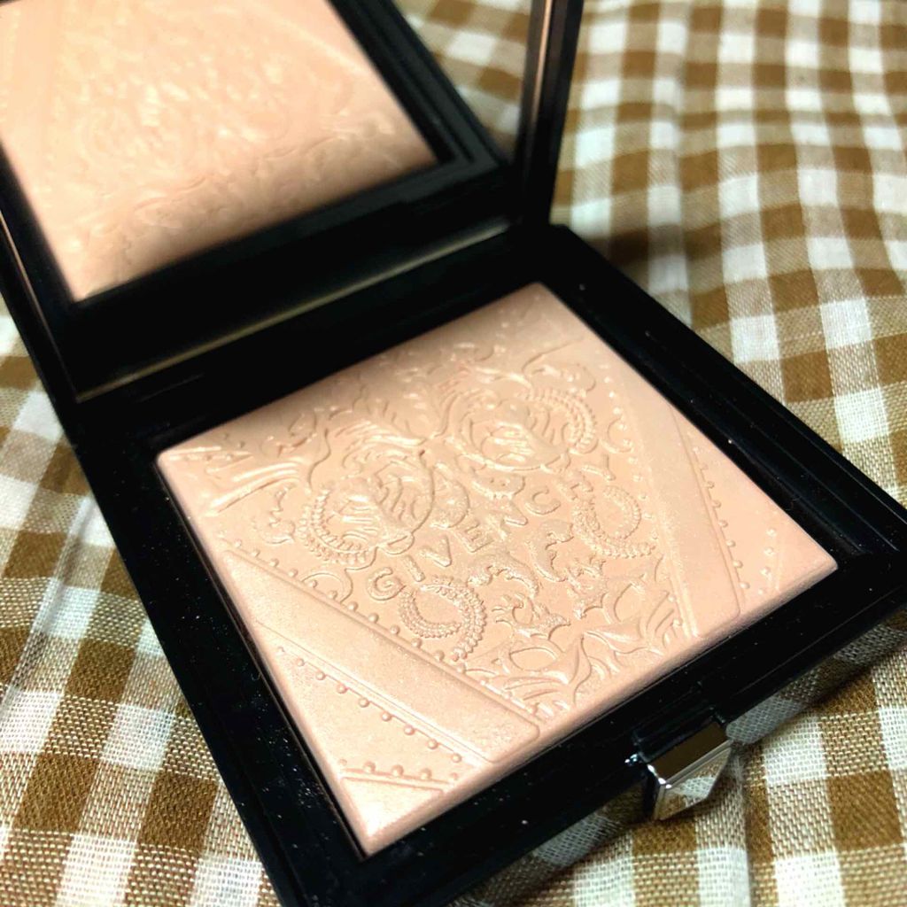 タン・クチュール・シマー・パウダー/GIVENCHY/プレストパウダーを使ったクチコミ(2枚目)