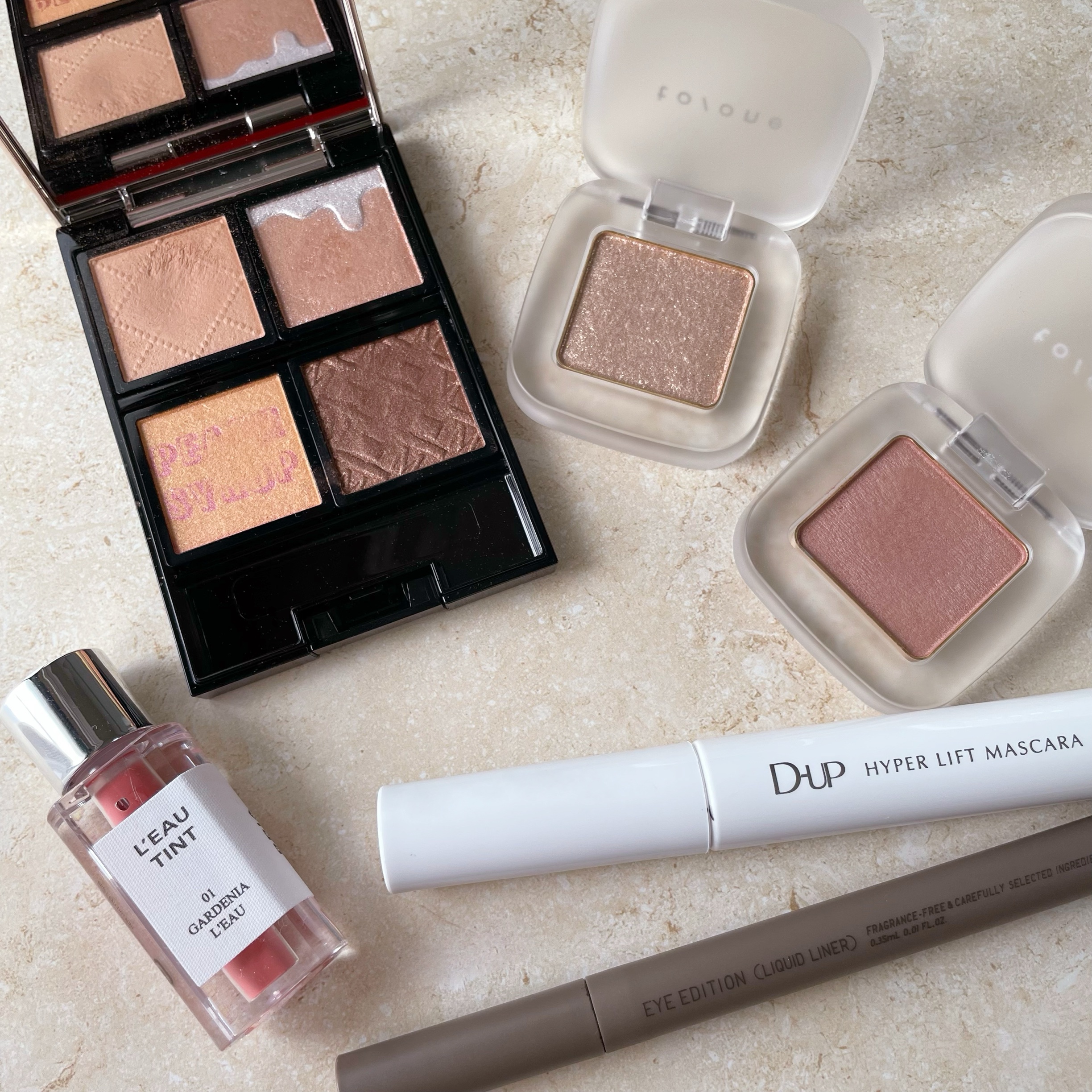 トーン ペタル フロート アイズ 07 Dazzling Sugar/to/one/単色アイシャドウを使ったクチコミ（2枚目）