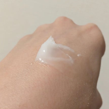 ニベア ロイヤルブルーボディクリーム うるおい密封ケア/ニベア/ボディクリームを使ったクチコミ(3枚目)