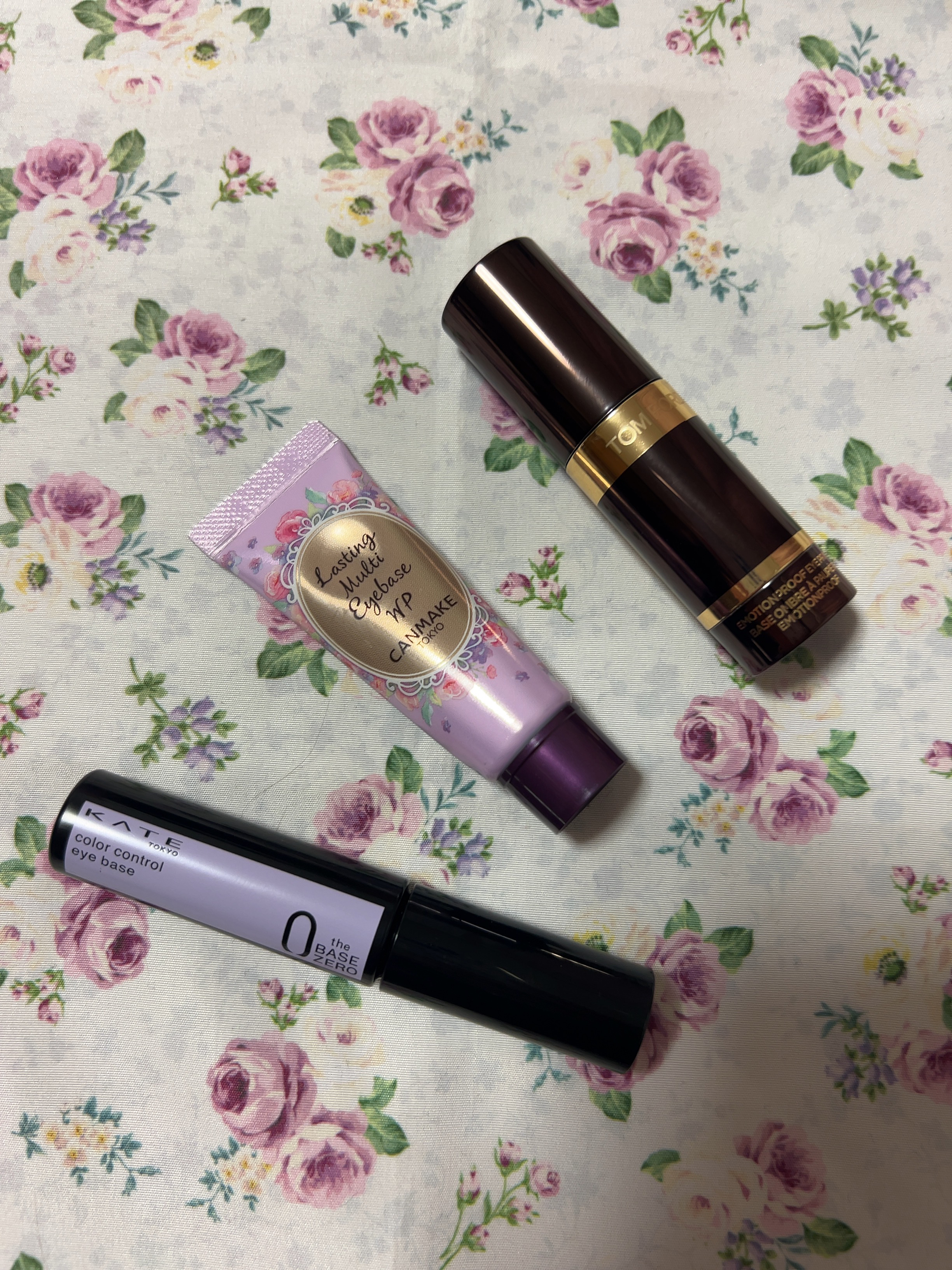 エモーションプルーフ アイ プライマー/TOM FORD BEAUTY/アイシャドウベースを使ったクチコミ（1枚目）