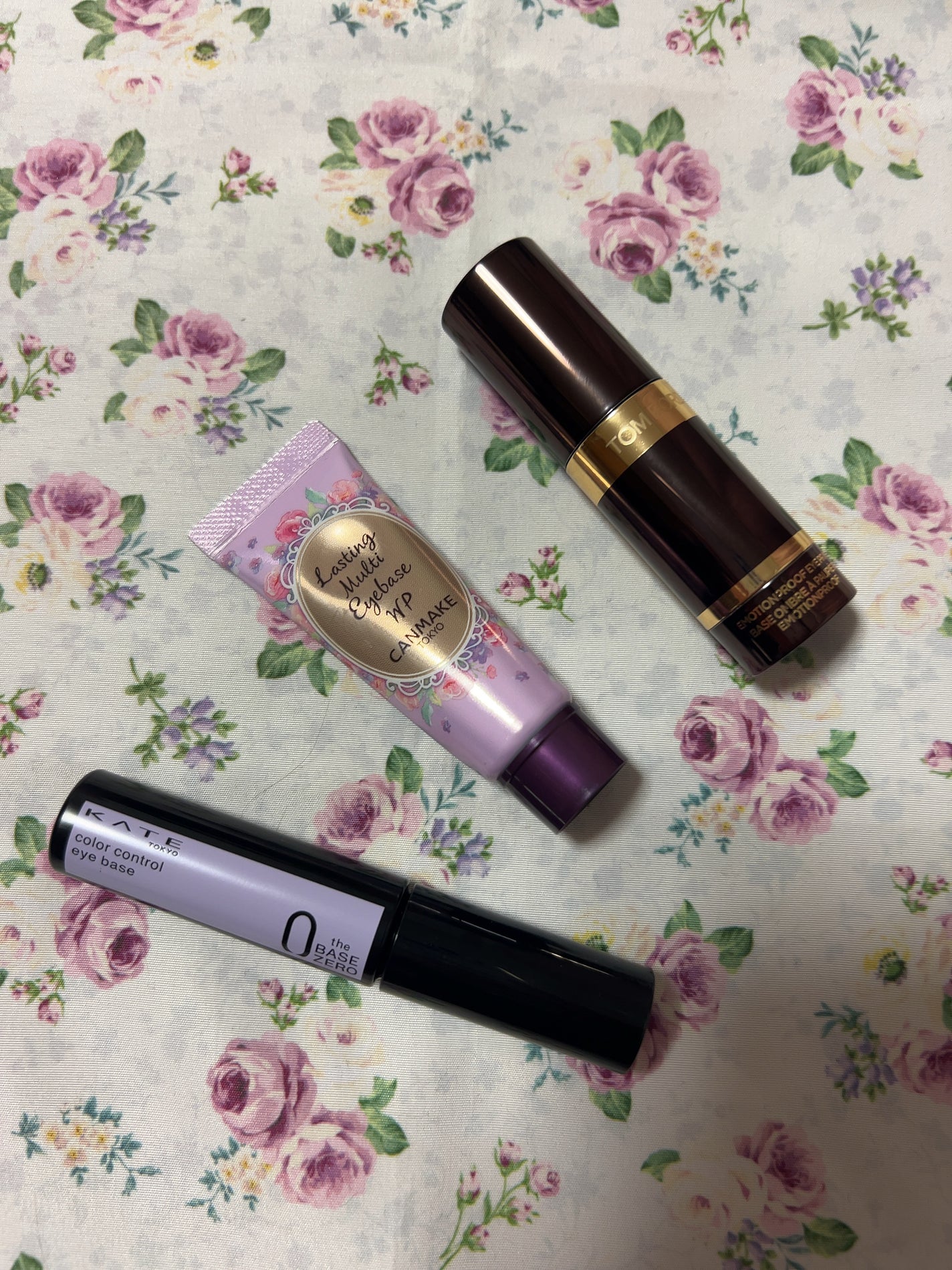 ラスティングマルチアイベース WP/キャンメイク/アイシャドウベースを使ったクチコミ(1枚目)