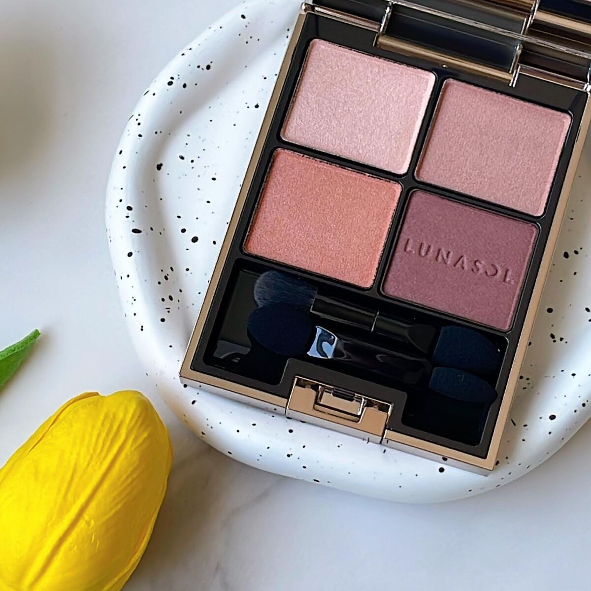 アイカラーレーション/LUNASOL/アイシャドウパレットを使ったクチコミ（2枚目）