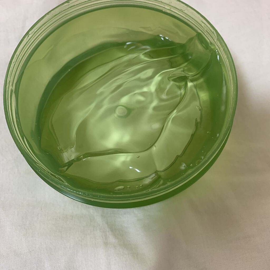 マイルド＆モイスチャーアロエジェル/ネイチャーリパブリック/ボディローションを使ったクチコミ（2枚目）