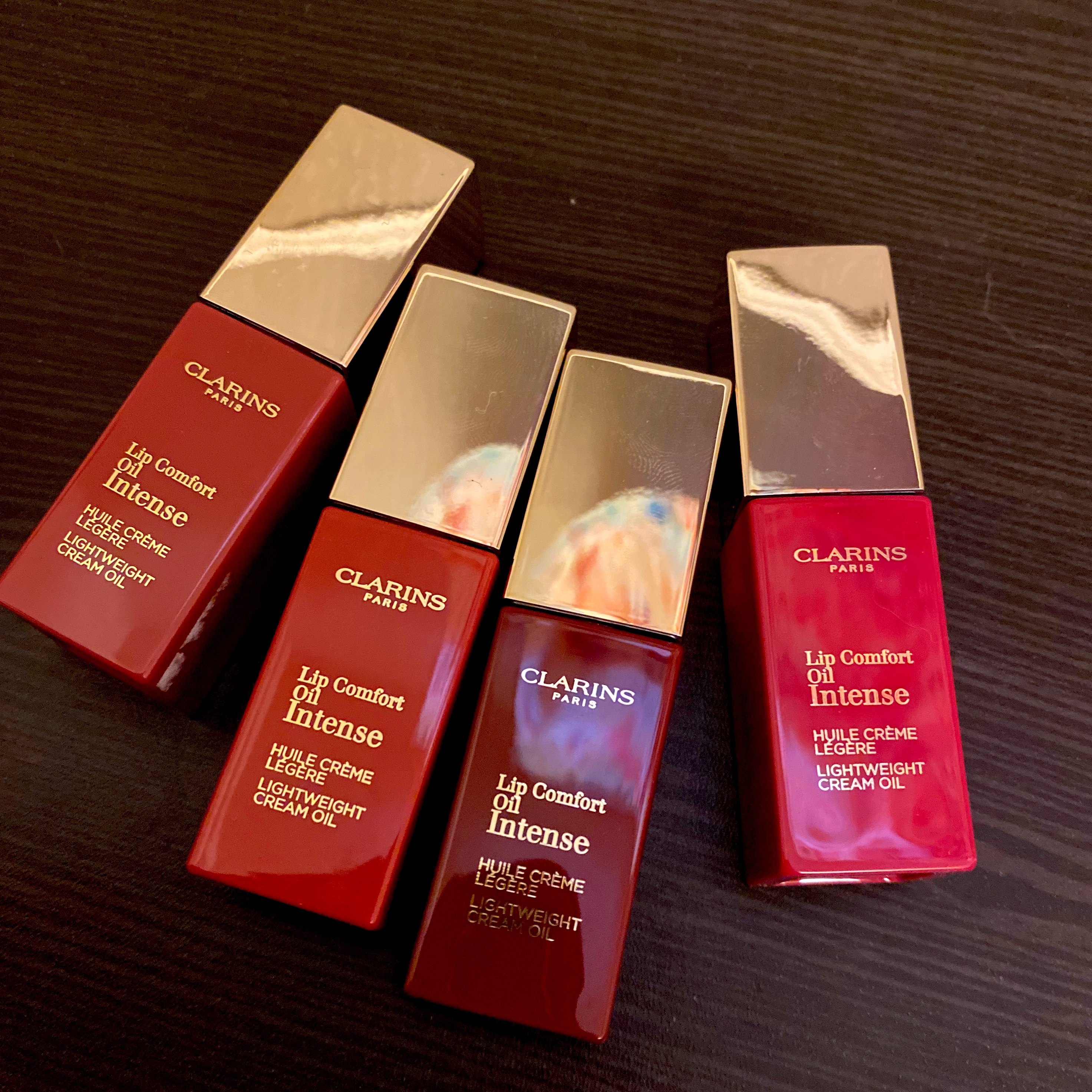 コンフォート リップオイル インテンス 05 インテンス ピンク(限定カラー)/CLARINS/リップグロスを使ったクチコミ（2枚目）