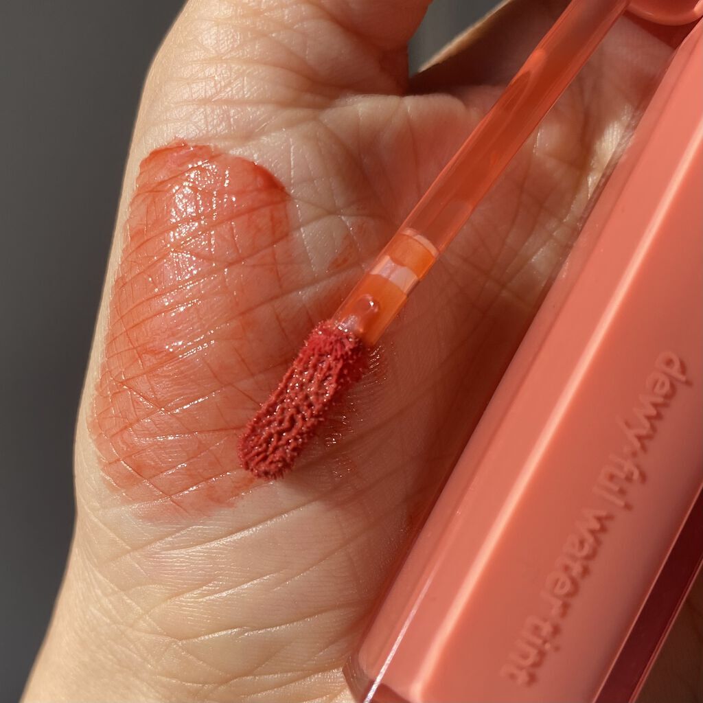 デュイフルウォーターティント/rom&nd/リップティントを使ったクチコミ（2枚目）