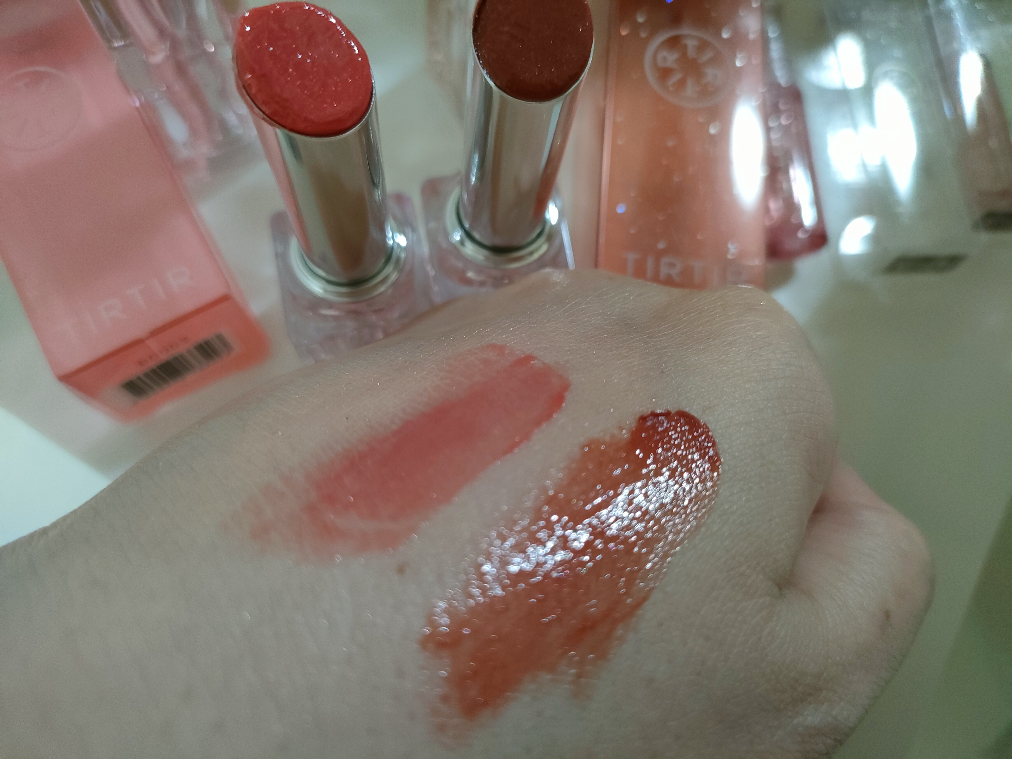 ウォーターリズムグロウメルティングバーム/TIRTIR(ティルティル)/口紅を使ったクチコミ（2枚目）