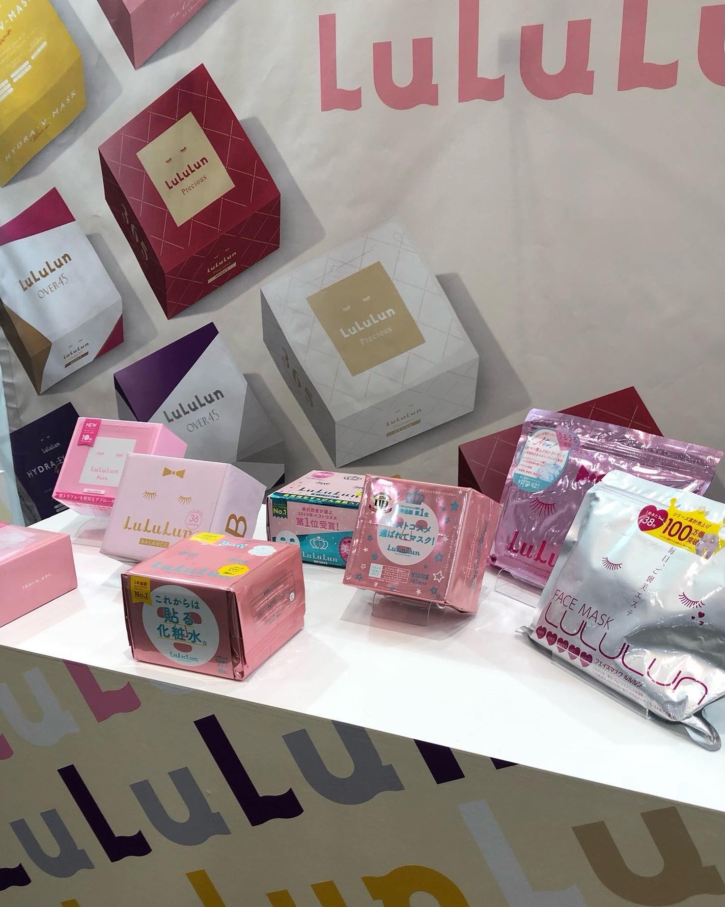 ð¥ð¢ð¬ð.ðððð çŸå®¹ã©ã€ã¿ãŒ on LIPS ã@lisa.1656âïžãã©ããŒãã£ãŒðãä»ã®æçš¿ãèŠã.Mi..ãïŒ3æç®ïŒ