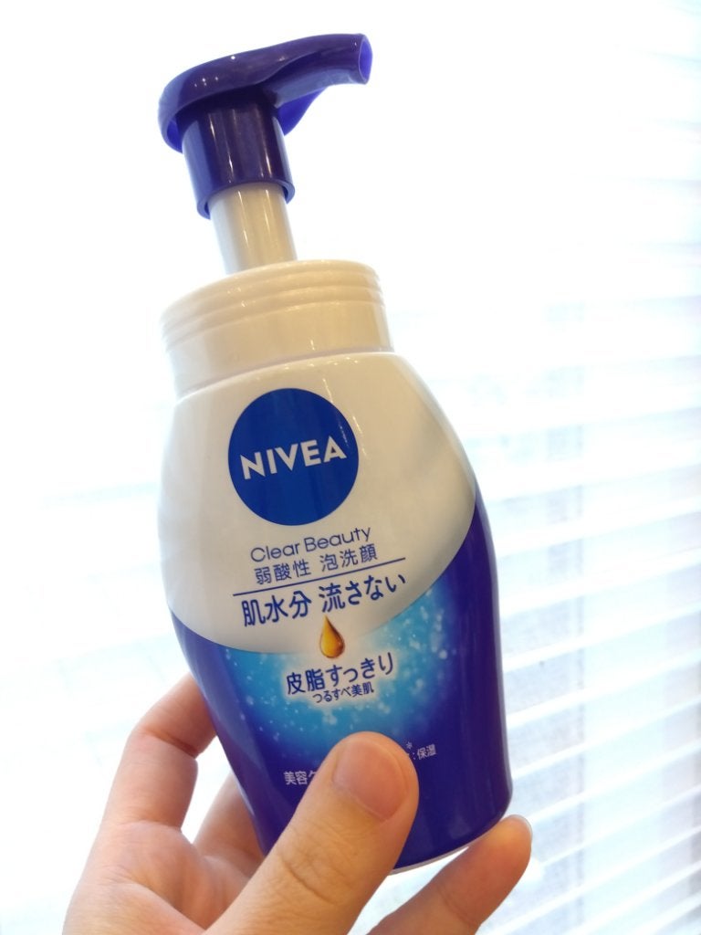 ニベア クリアビューティー弱酸性泡洗顔 皮脂すっきり/ニベア/泡洗顔を使ったクチコミ(1枚目)