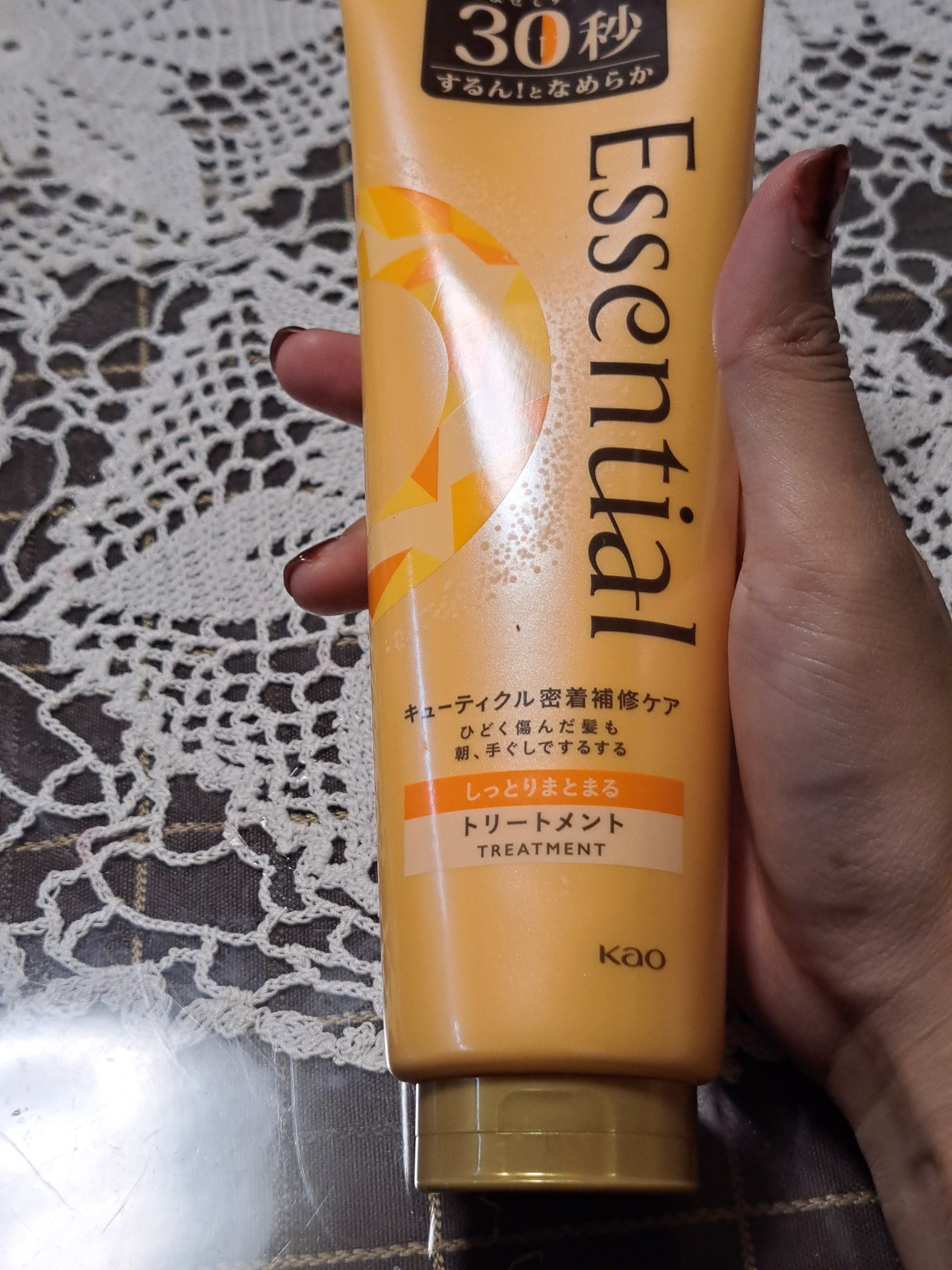 しっとりまとまる トリートメント/エッセンシャル/洗い流すヘアトリートメントを使ったクチコミ（1枚目）