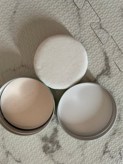 すっぴんパウダーC ホワイトフローラルブーケの香り/クラブ/プレストパウダーを使ったクチコミ(2枚目)