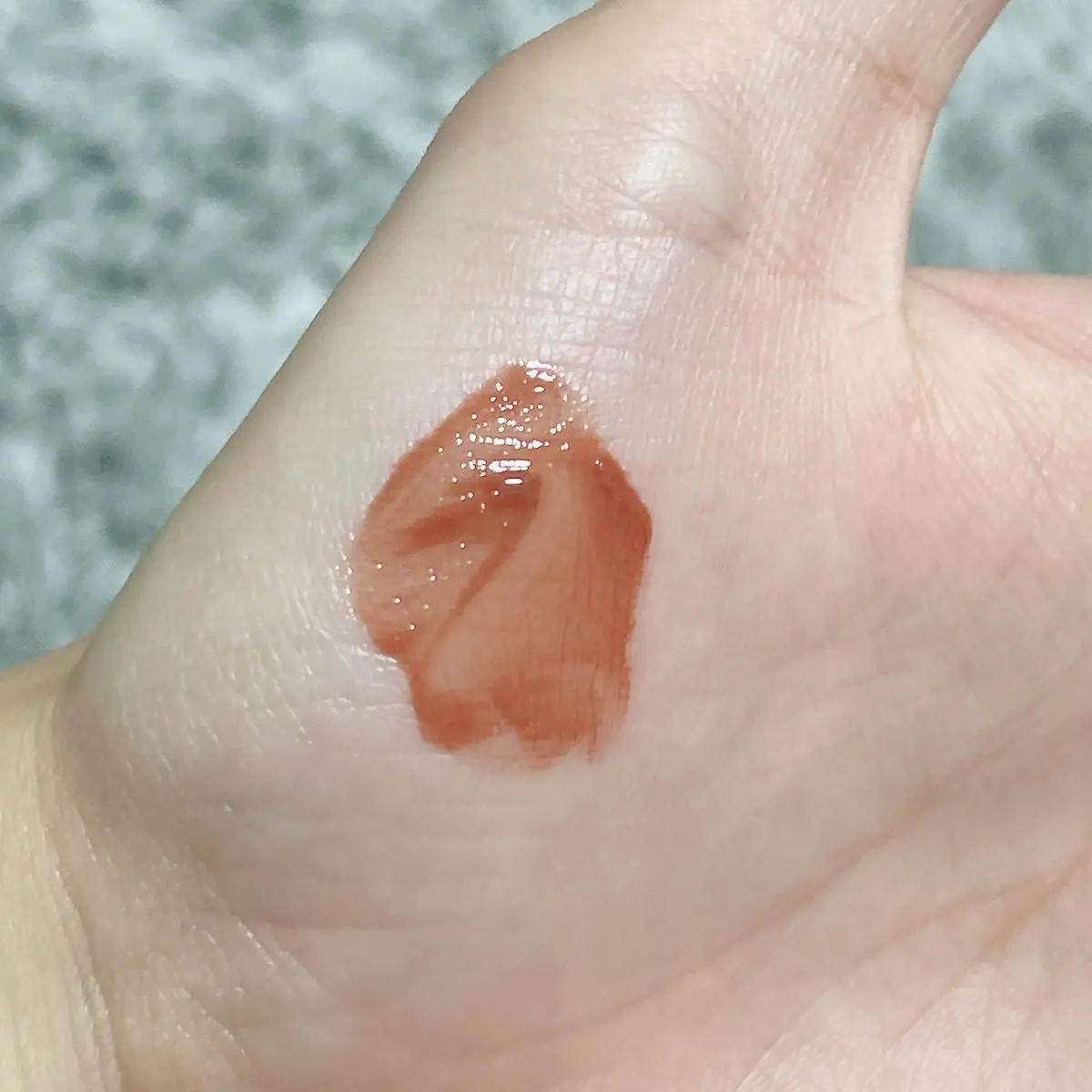 フルーティーグラムティント 108 ソルティー/Laka/リップティントを使ったクチコミ（2枚目）