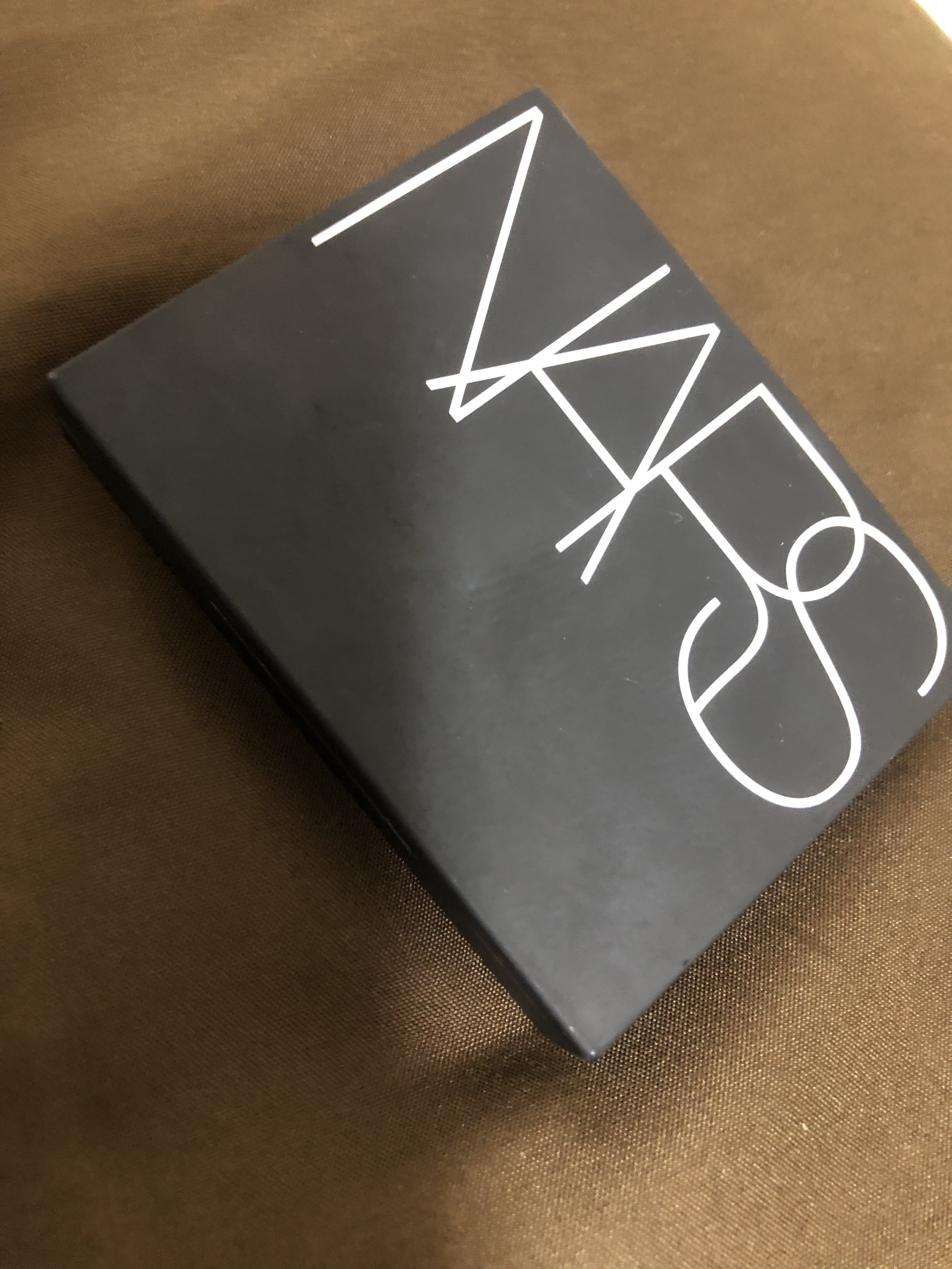 ライトリフレクティングセッティングパウダー　プレスト　N/NARS/プレストパウダーを使ったクチコミ（1枚目）