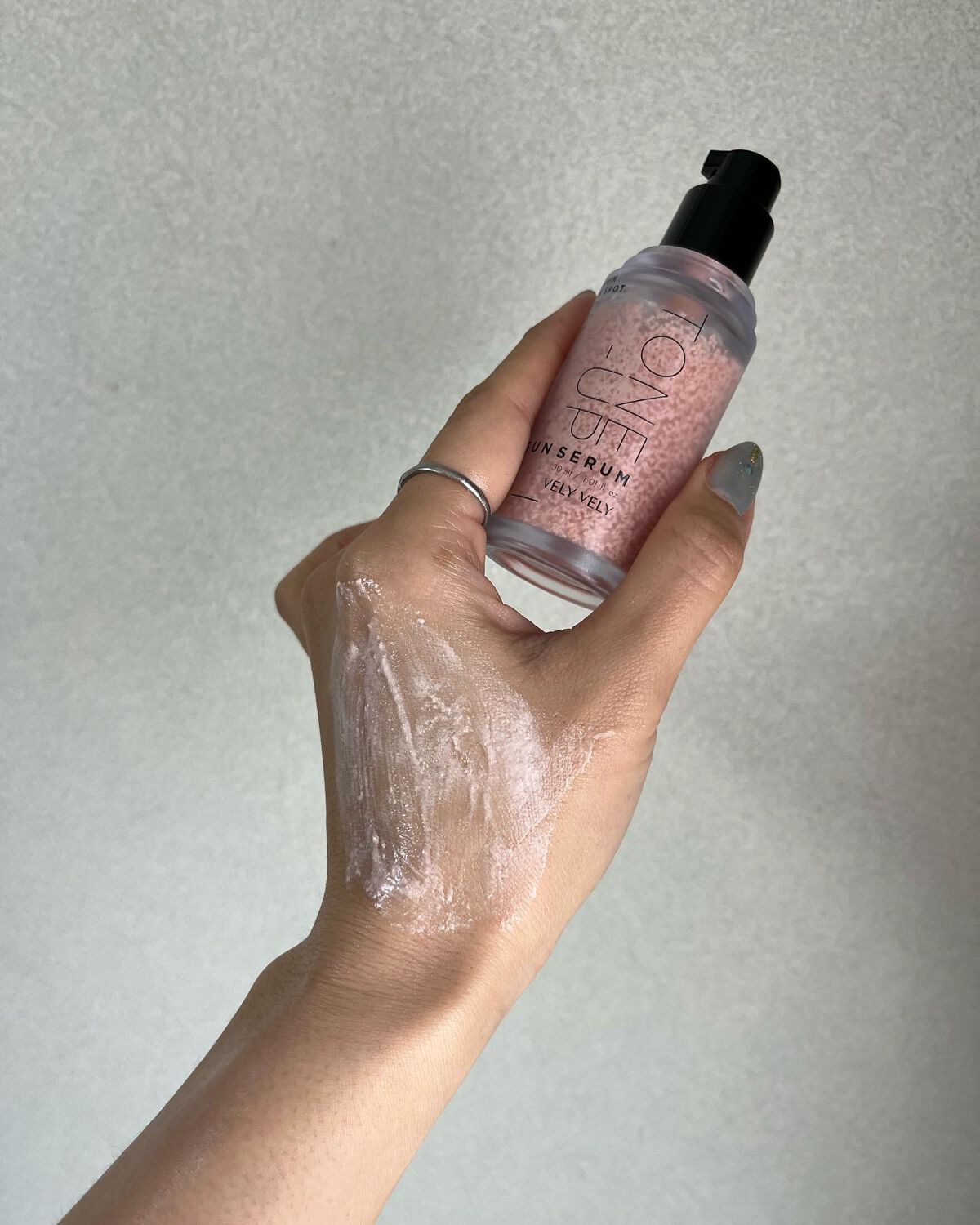 ビタミントーンアップサンセラム/VELY VELY/日焼け止めローションを使ったクチコミ(4枚目)