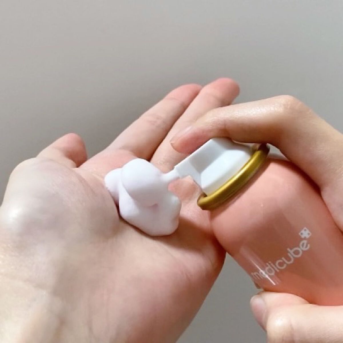 コラーゲンバブルセラム/MEDICUBE/美容液を使ったクチコミ（3枚目）