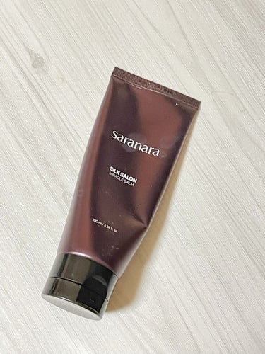 saranara シルクサロンミラクルバーム
Qoo10で購入🇰🇷
洗い流さないトリートメントで香りは優しいラベンダーよりの香りかなぁー🤔きつい香りではないです👍
テクスチャーはジェルタイプで髪につけて