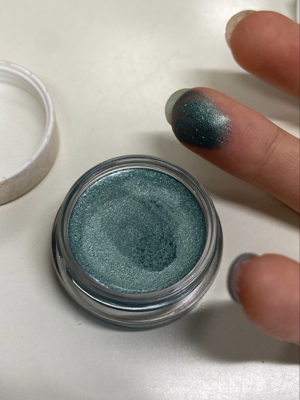 アイカラー フローデュウ NV01/エレガンス クルーズ/ジェル・クリームアイシャドウを使ったクチコミ（3枚目）