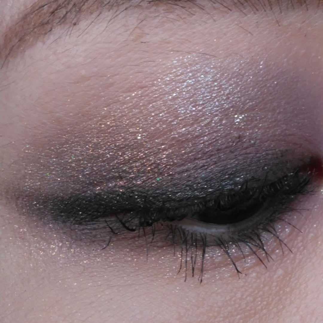 PIGMENT EYESHADOW PALETTE /RISKY /アイシャドウパレットを使ったクチコミ(5枚目)