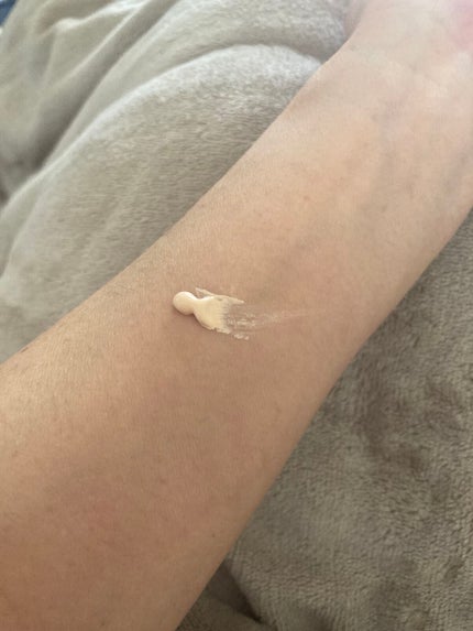 3番 ノーファンデ陶器肌トーンアップクリーム/numbuzin/化粧下地を使ったクチコミ(2枚目)