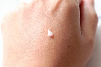 ベラコントゥアーフォーミングクリーム/ANACIS/フェイスクリームを使ったクチコミ(4枚目)