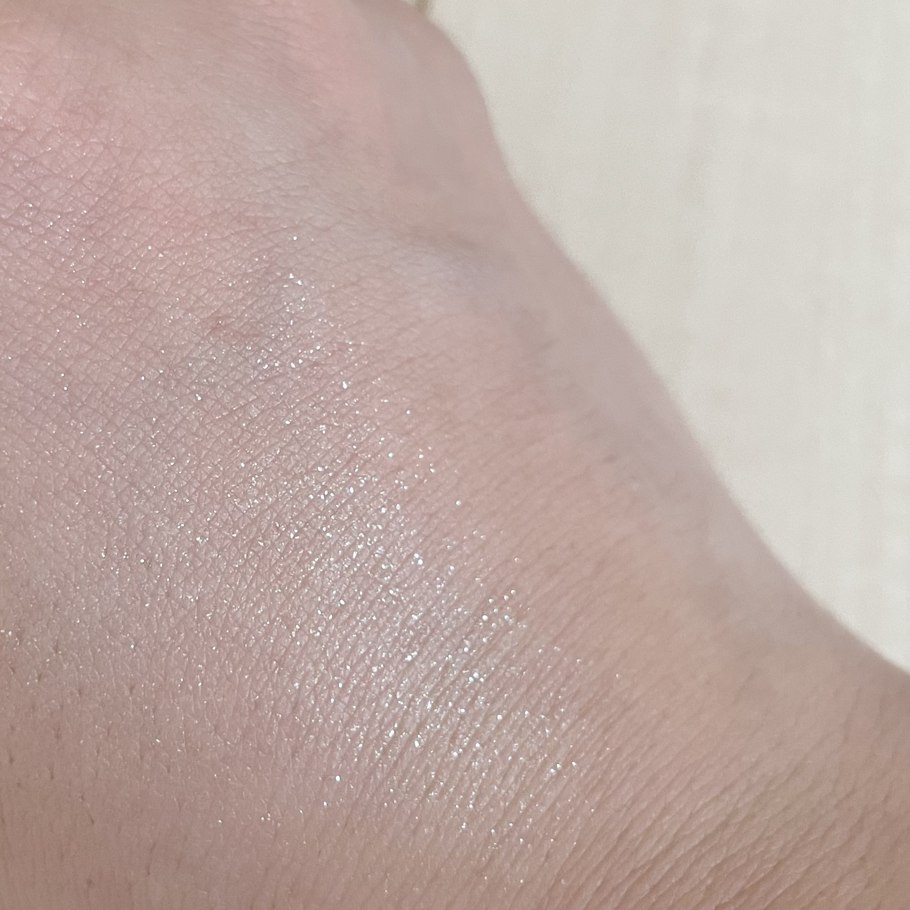 セルヴォーク ヴォランタリー アイズ EX16 ミラーグリーン＜数量限定＞/Celvoke/単色アイシャドウを使ったクチコミ（2枚目）