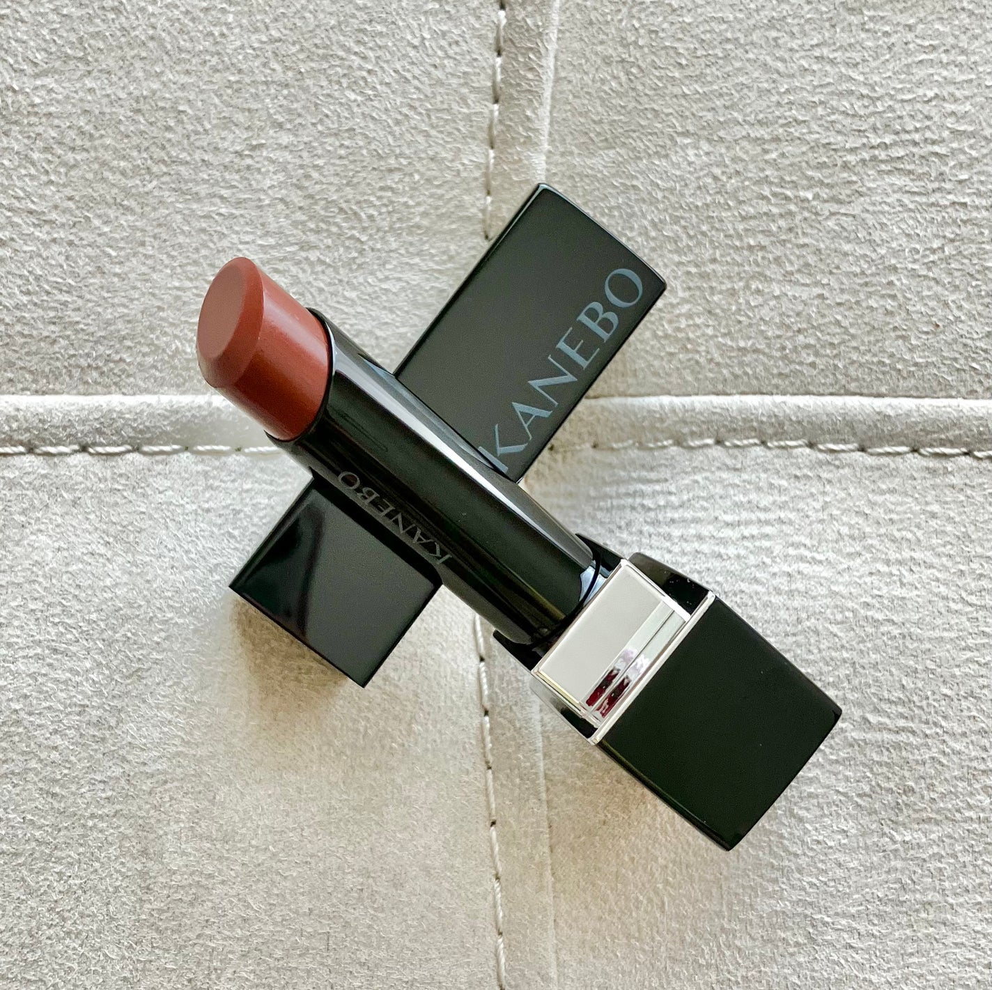 ルージュスターヴァイブラント/KANEBO/口紅を使ったクチコミ(1枚目)
