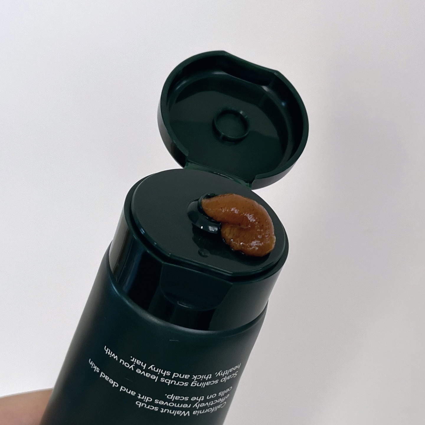 plu セラピースカルプスケーリングスクラブのクチコミ「꒰ 🐬キシキシ感は少なく！爽快感はたっぷり！🐬 ꒱


思わずストック買いしたヘッドスクラブ𓂃.....」（2枚目）