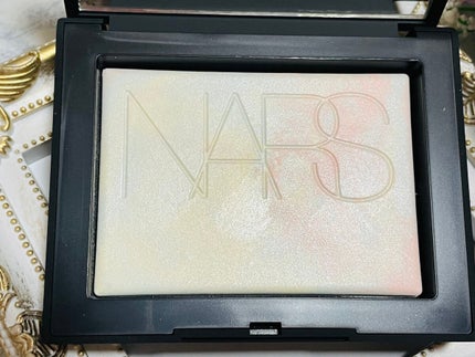 ライトリフレクティング プリズマティックパウダー/NARS/プレストパウダーを使ったクチコミ(2枚目)