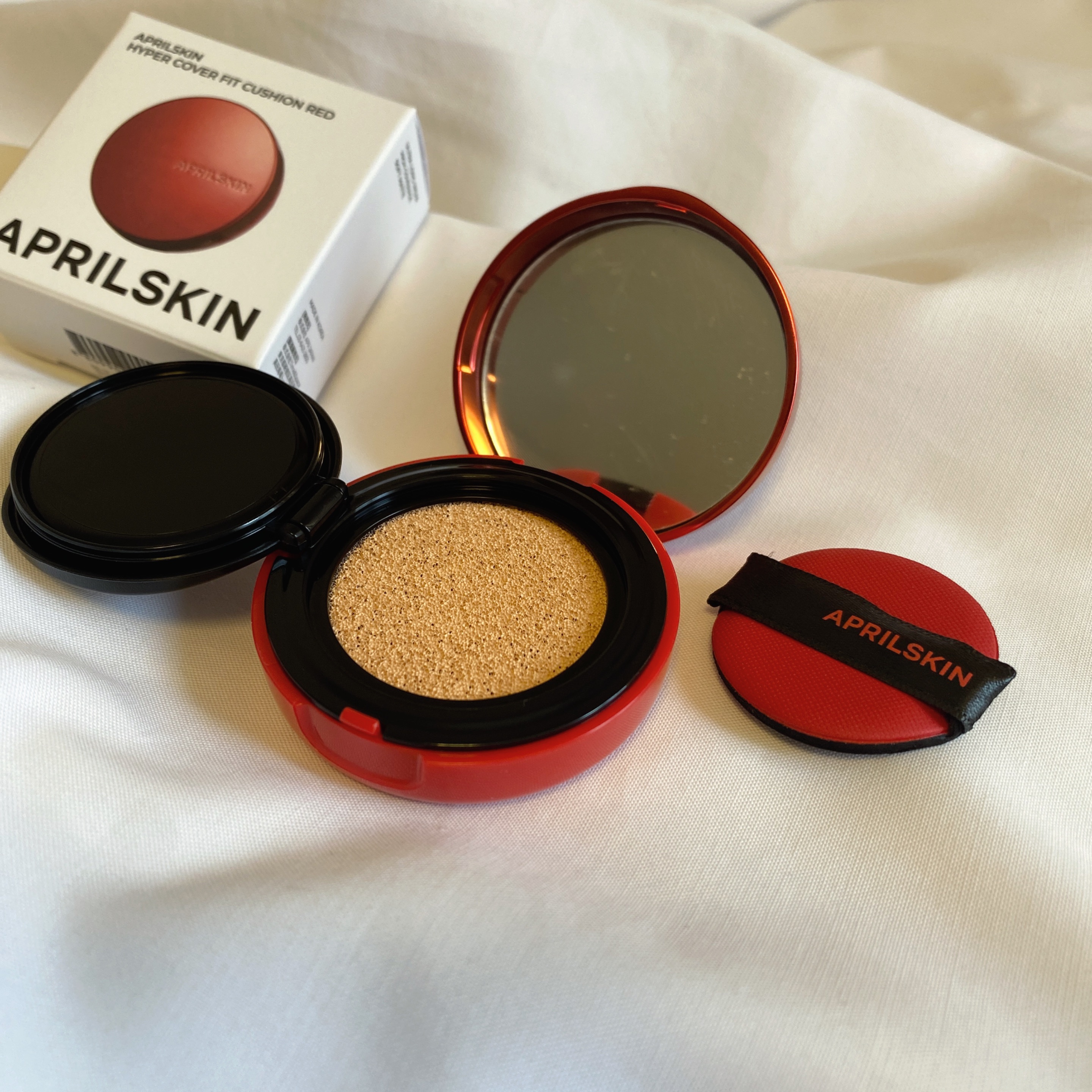 ハイパーカバーフィットクッション red/APRILSKIN/クッションファンデーションを使ったクチコミ（2枚目）