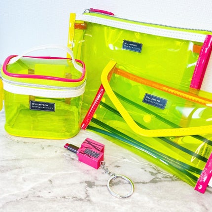 ケーキ リップスティック ルージュ アンリミテッド ラッカーシャイン/shu uemura/口紅を使ったクチコミ(5枚目)