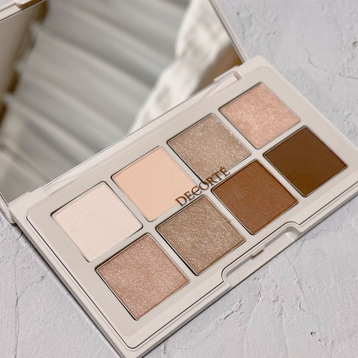 メイクアップ コレクション 2022 /DECORTÉ/メイクアップキットを使ったクチコミ(2枚目)