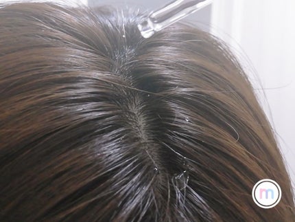 ヘア&スキン キメア スカルプ リバイタライジングセラムのクチコミ「大人の頭皮は悩みがいっぱい!
乾燥や紫外線によるダメージ。
老化による頭皮のたるみ。
頭皮の.....」(3枚目)