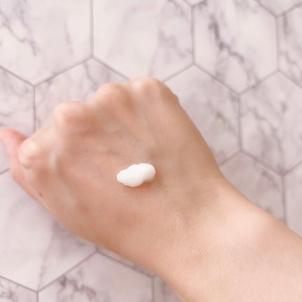 レイヴィー ハンド&ネイルクリームゴートミルク/Leivy/ハンドクリームを使ったクチコミ(4枚目)