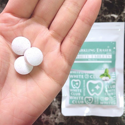 WHITE CLUB スパークリングイレーサー ホワイトタブレットのクチコミ「
ホワイトニング専門店が考えた
オーラルケア炭酸タブレット💋
マスクをしている今も必須アイテ.....」(3枚目)