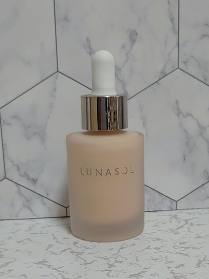 ルナソル カラーオイル セラム/LUNASOL/リキッドファンデーションを使ったクチコミ(1枚目)