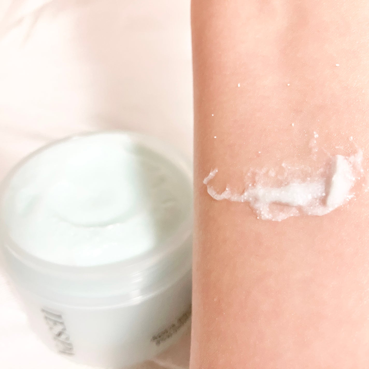 アクアフェイスポリッシャー/イエスパ/スクラブ・ゴマージュを使ったクチコミ(3枚目)