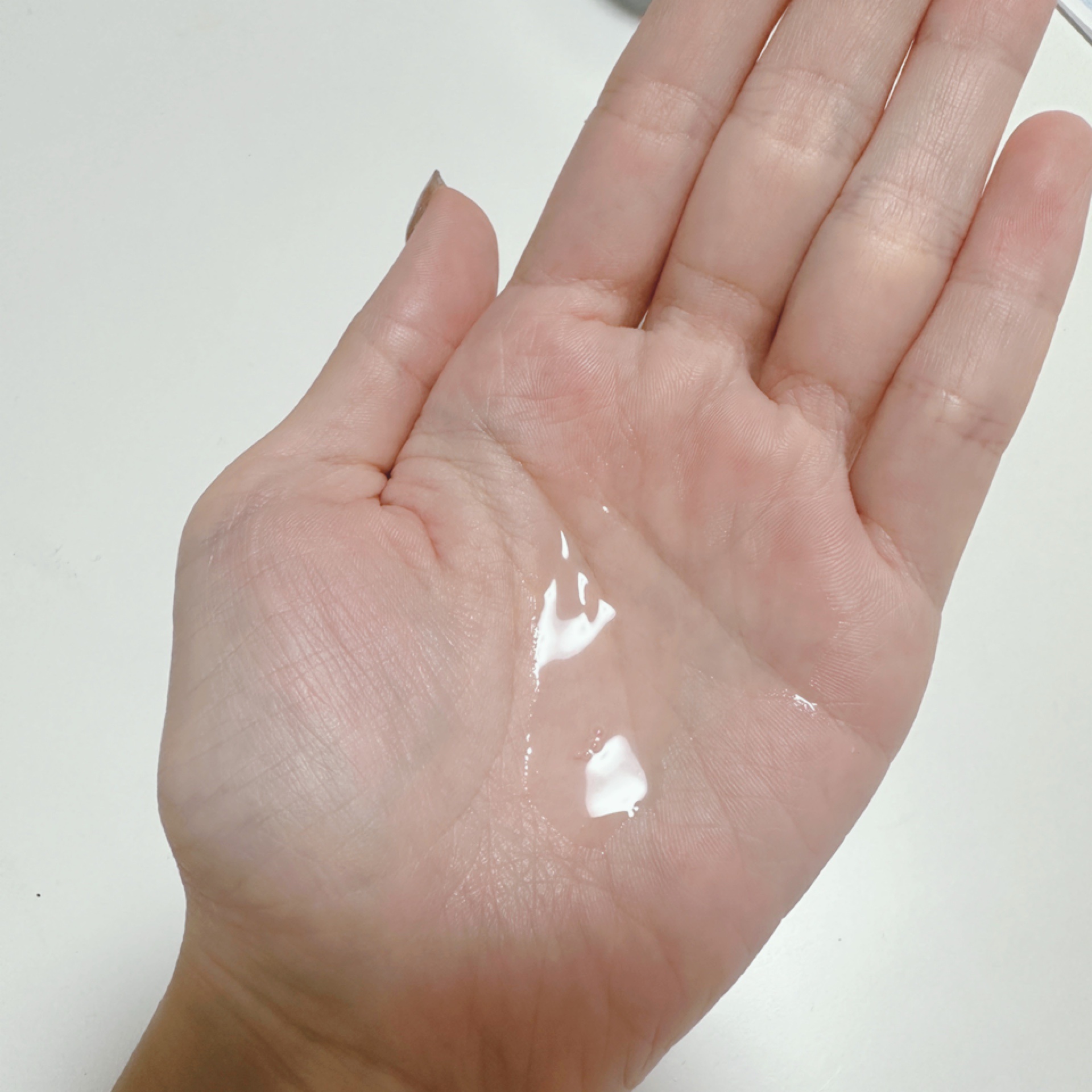 ヒリツ バランスリペアヘアオイル オーロラ/hiritu/ヘアオイルを使ったクチコミ（2枚目）