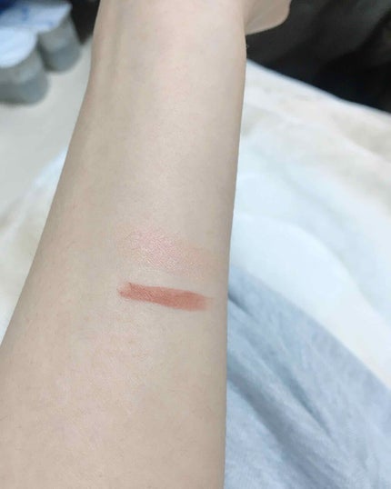 セルヴォーク ヴォランタリー アイズ/Celvoke/単色アイシャドウを使ったクチコミ(2枚目)