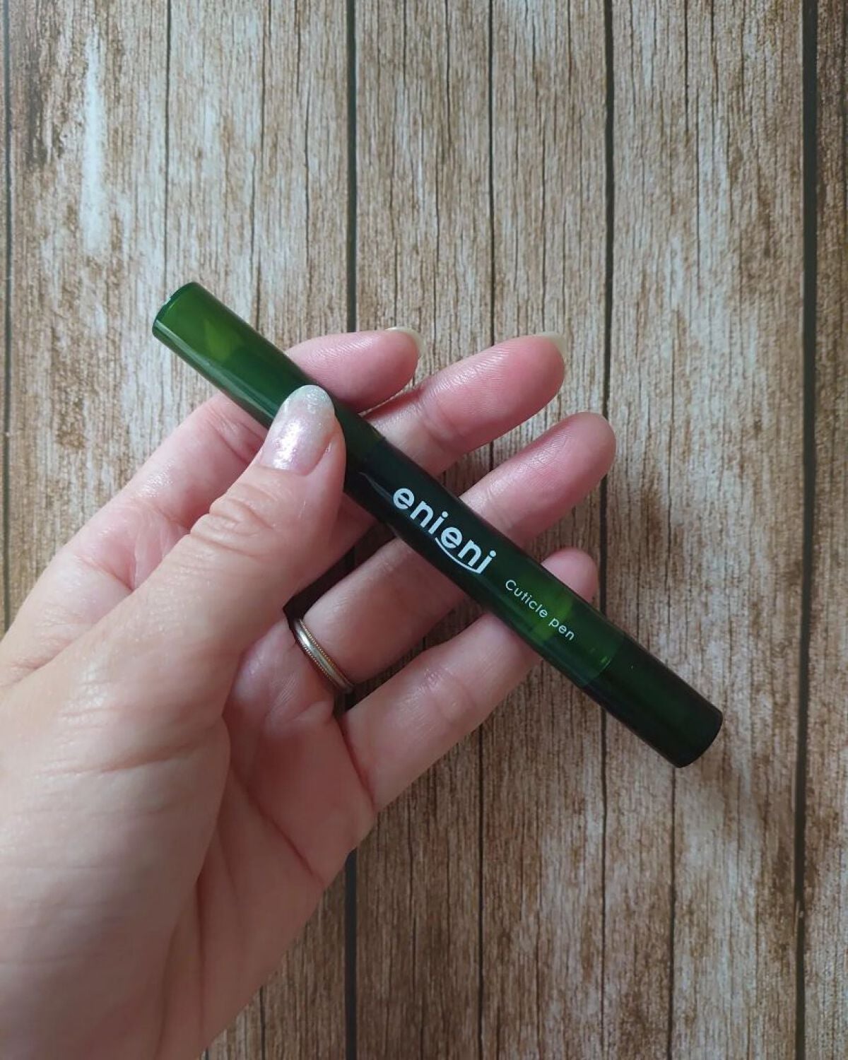 キューティクルペン/enieni /ネイルオイル・トリートメントを使ったクチコミ(2枚目)