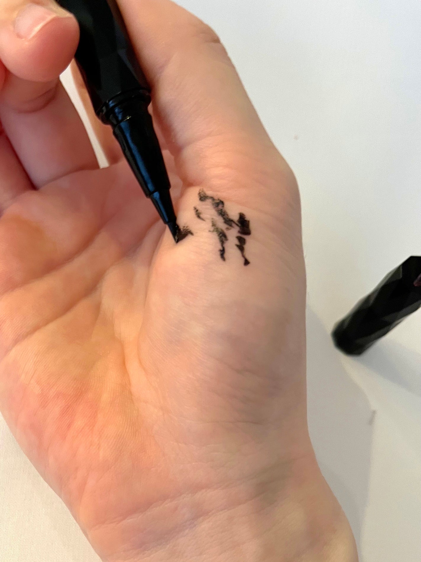 スーパーシャープライナーEX4.0/KATE/リキッドアイライナーを使ったクチコミ(2枚目)