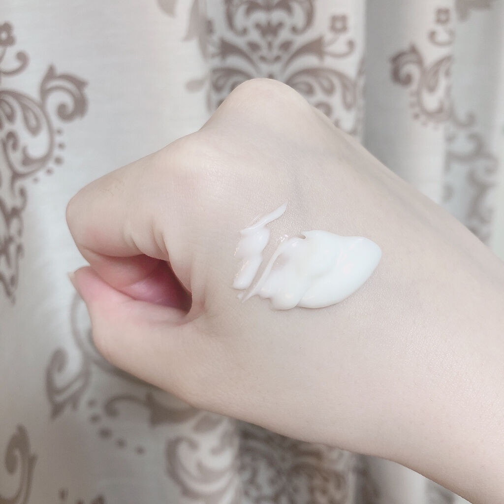 シグニア アイトリートメント/HERA/アイケア・アイクリームを使ったクチコミ（2枚目）