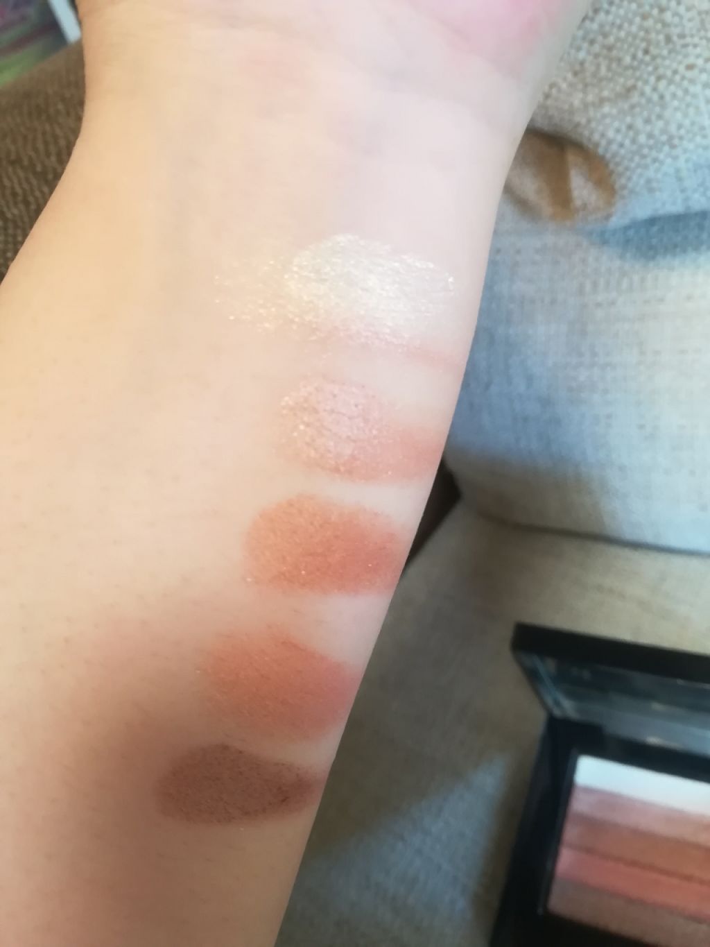 シマーブリック/BOBBI BROWN/パウダーチークを使ったクチコミ（3枚目）