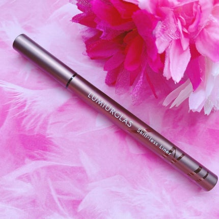 スキルレスライナー/LUMIURGLAS/リキッドアイライナーを使ったクチコミ(1枚目)