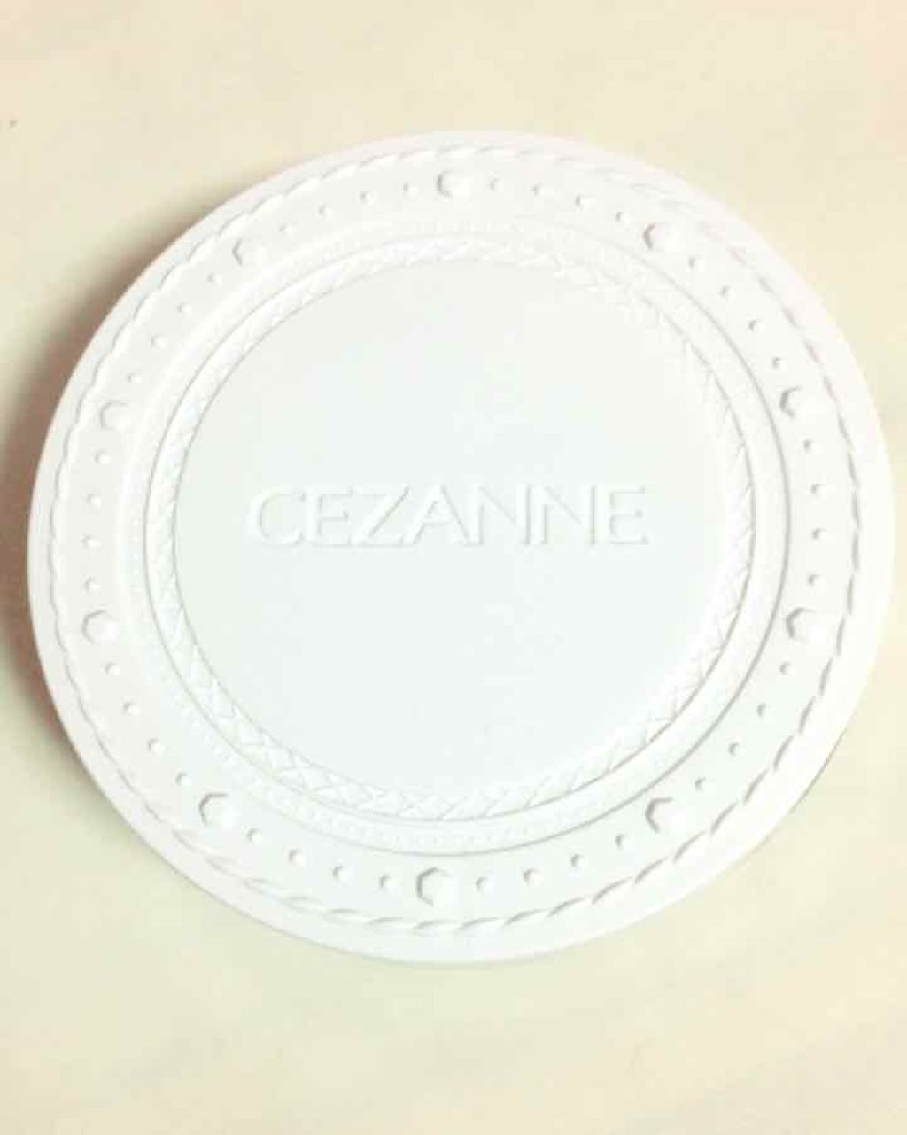 UVクリアフェイスパウダー/CEZANNE/プレストパウダーを使ったクチコミ(1枚目)